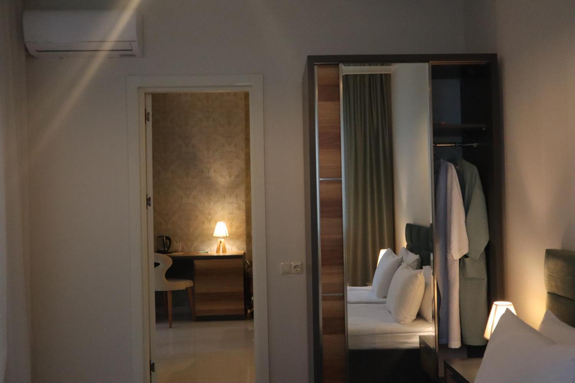 Horizons Hotel Rooms Batumi Exteriér fotografie
